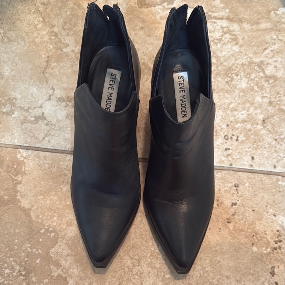 Steve Madden Black Leather Ankle Boots